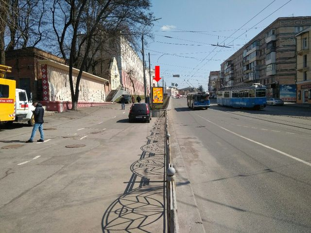 Сітілайт 1.2x1.8,  Соборная ул. / Пирогова ул. / Гагарина пл., возле универмага "Винницкий", центрального парка, в сторону Соборной ул.