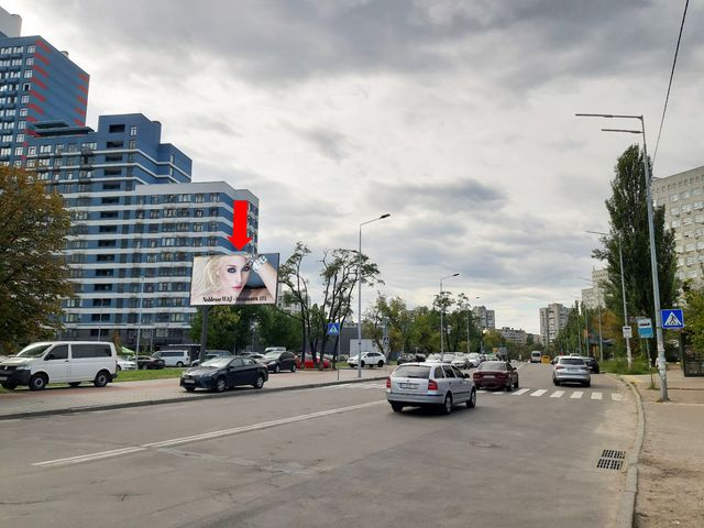 Щит 6x3, Сверстюка ул. (бывш. Расковой ул.), 25, напротив, в сторону ст. м. "Левобережная" Щит 6x3, Сверстюка ул. (бывш. Расковой ул.), 25, напротив, в сторону ст. м. "Левобережная"