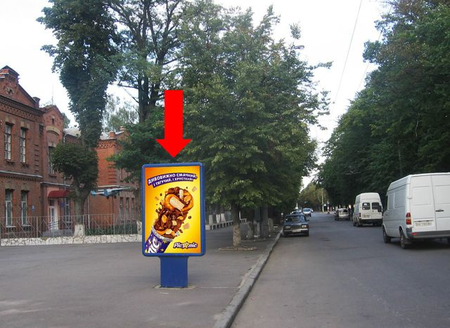Сітілайт 1.2x1.8,  Проскуровская ул., 83, возле Торгового центра