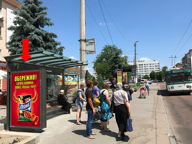 Сітілайт 1.2x1.8,  Победы пл., 1/12, возле магазина "ТЕМП", остановка "пл. Победы", центр