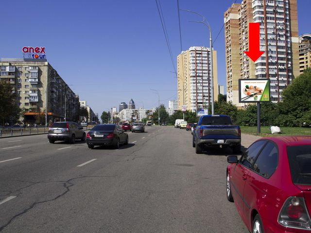 Скролл 3.14x2.3,  Украинки бул., 21Б, в сторону ст. м. "Печерская"