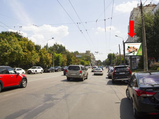 Цифрова панель 3.14x2.3,  Ильенко ул. (бывш. Мельникова ул.), 83а, напротив КИМО, в сторону ст. м. "Лукьяновская", центра, (ролик 10 сек, 1 выход/1,5 минуты)