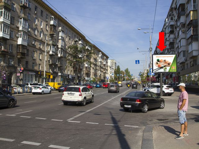 Цифрова панель 3.14x2.3,  Б. Васильковская ул. (бывш. Красноармейская ул.), 131, возле АЗС "Amic", в сторону ст. м. "Дворец Украина", (ролик 10 сек, 1 выход/1,5 минуты)
