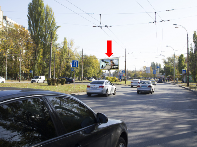 Цифрова панель 6x3,  Івашкевича вул., 3, роздільник, в бік ТРЦ "Караван", Оболоні
