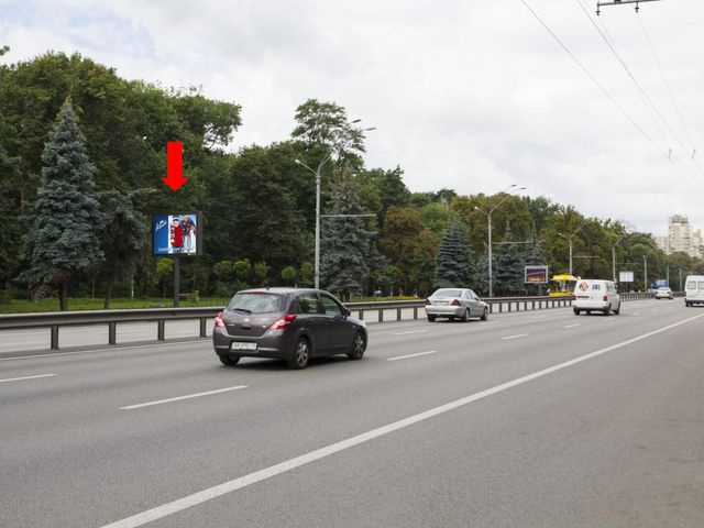 Беклайт 3.14x2.3,  Победы пр., напротив 32, в сторону ст. м. «Шулявская», из центра