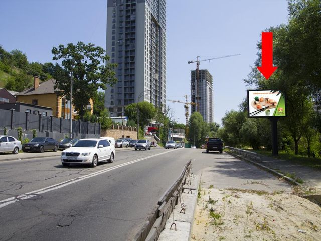 Щит 3.14x2.3,  Брожко ул. (бывш. Кировоградская ул.), в сторону ул. Изюмской
