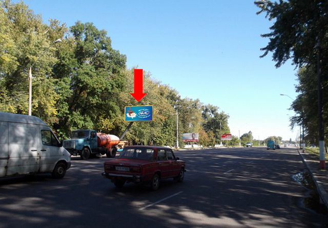 Щит 6x3,  Киевское шоссе, возле воинской  части, выезд в сторону Киева