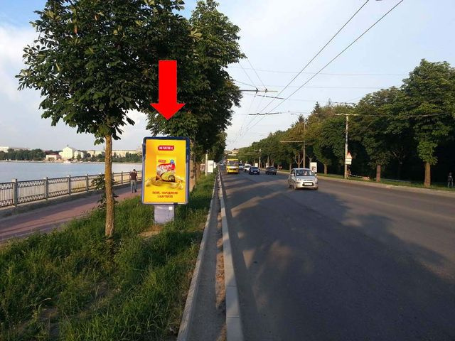 Сітілайт 1.2x1.8,  Русская ул., возле парка "Топильче", дамба, в центр