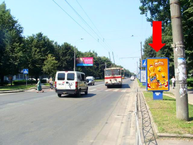Сітілайт 1.2x1.8,  Киевская ул. / Грушевского ул., возле магазина "Мандарин", напротив автосалона "Citroen"