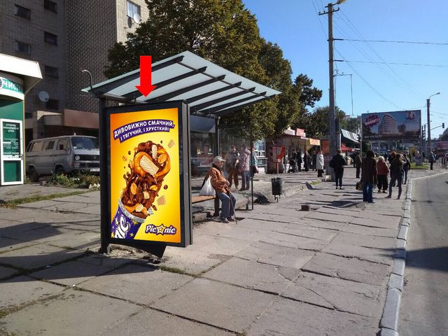 Сітілайт 1.2x1.8, Великого В. ул., 26, возле McDonald's, супермаркета "Сильпо", ТЦ "Океан" Сітілайт 1.2x1.8, Великого В. ул., 26, возле McDonald's, супермаркета "Сильпо", ТЦ "Океан"