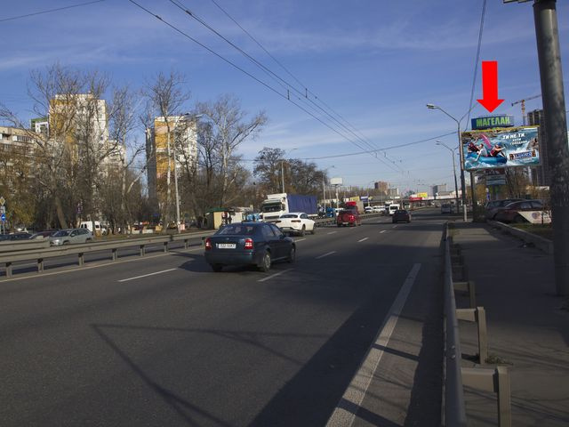 Призма 6x3,  Глушкова пр.,  25, возле ТРЦ "Магеллан", ст.м. "Теремки", в центр