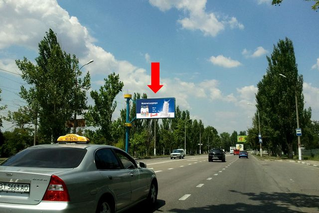 Щит 6x3,  Николаевское шоссе, возле Механического завода, гусь, над дорогой, из центра