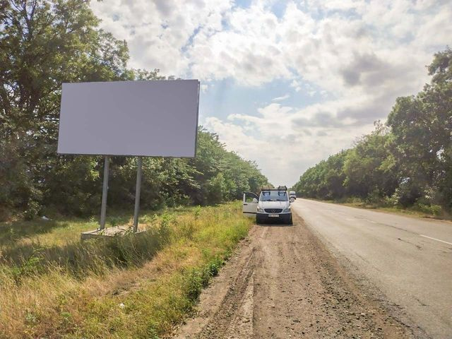 Щит 6x3,  пгт Великодолинское, (2), въезд со стороны Овидиополя