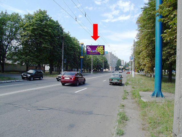Щит 6x3,  Пугачева ул.  (бывш. Московская ул.) / ул. Киевская, возле АЗС