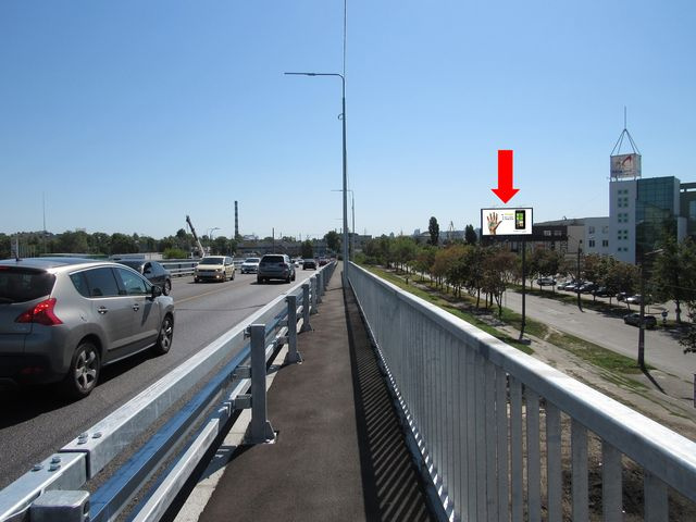 Щит 6x3,  Бандеры пр., 16Б - ул. Богатырская, съезд с моста на пр. Бандеры, в сторону Северного моста