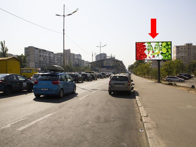 Призма 6x3,  Оболонский пр, 43, возле ТРЦ "Dream Town", в сторону ст.м."Минская"