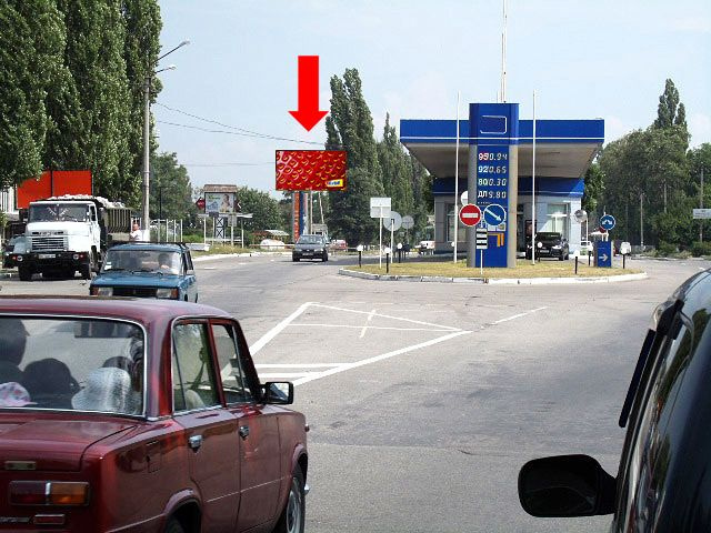 Щит 6x3,  Киевская ул., въезд со стороны Киева