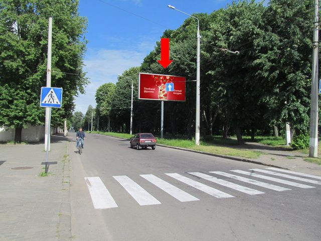 Щит 6x3, Стрелецкая ул. (бывш. Красноармейская ул.), 48 / Замостянская ул. (бывш. 50-летия Победы ул.), из центра Щит 6x3, Стрелецкая ул. (бывш. Красноармейская ул.), 48 / Замостянская ул. (бывш. 50-летия Победы ул.), из центра