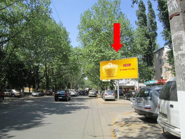 Щит 6x3,  Филатова ул., 68, возле супермаркета "Два шага", в сторону пл. Независимости
