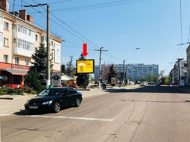 Беклайт 3.14x2.3,  Победы пл., 1/12, возле магазина "ТЕМП", центр