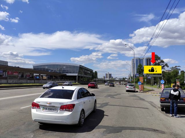 Цифрова панель 6x3,  Броварской пр., 27, возле McDonalds's, ст. м. "Дарница", в центр, (ролик 10 сек, 1 выход/1,5 минуты)