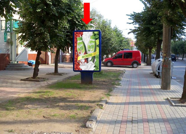 Сітілайт 1.2x1.8,  Героев Майдана ул. (бывш. Красноармейская ул.), 23, возле аптеки "Садко"