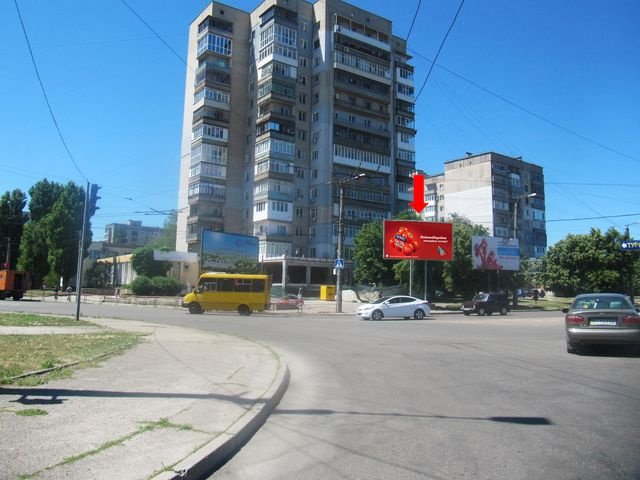 Щит 6x3,  Хмельницкого пл. / Винниченко пр., дом быта "Ингул", кукольный театр