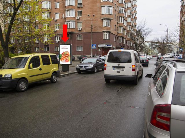 Сітілайт 1.2x1.8,  Волошская ул., 47 - ул. Введенская, возле Поликлиники Подольского р-на, к ст. м. "Тараса Шевченко"