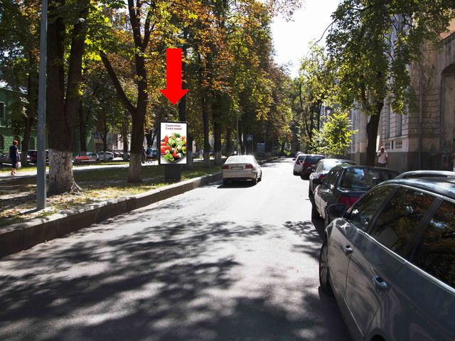 Сітілайт 1.2x1.8,  Липская ул.,16 / пер. Липский, напротив ресторана "Липский особняк", в сторону ул. Орлика