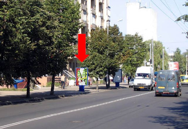 Сітілайт 1.2x1.8,  Киевская ул., 75, возле "Центра переводов", ломбарда "Благо"