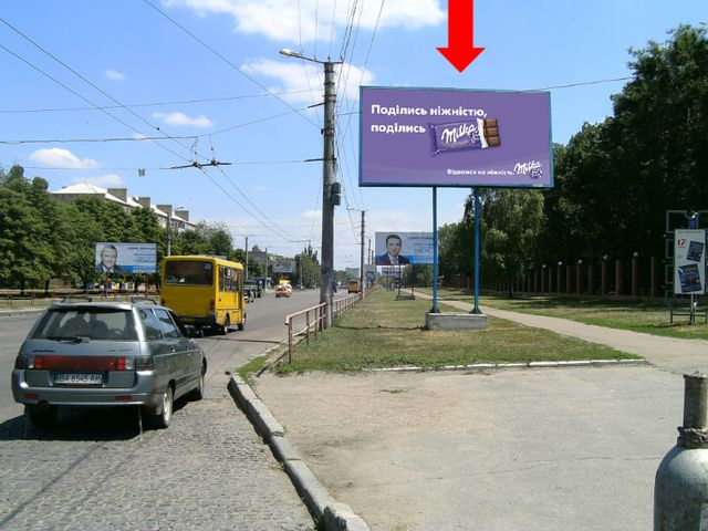 Щит 6x3, Тельнова ул. (бывш. Правды пр.) / Волкова ул., возле магазина "АБВ - техника", пиццерии "Челентано", в центр Щит 6x3, Тельнова ул. (бывш. Правды пр.) / Волкова ул., возле магазина "АБВ - техника", пиццерии "Челентано", в центр