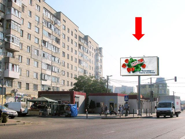Щит 6x3, Шевченко ул., 358, возле ТЦ "ВАМ", супермаркета "Сильпо", на светофоре, в центр Щит 6x3, Шевченко ул., 358, возле ТЦ "ВАМ", супермаркета "Сильпо", на светофоре, в центр