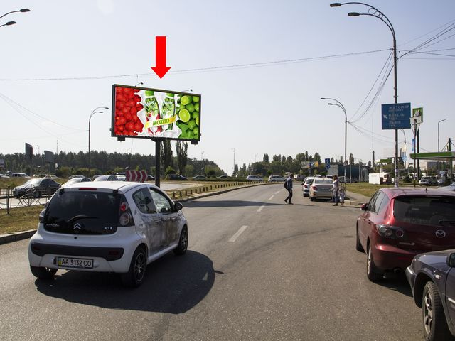 Призма 6x3,  Старобориспольская - пл. Харьковская, разделитель, ст.м. "Бориспольская"