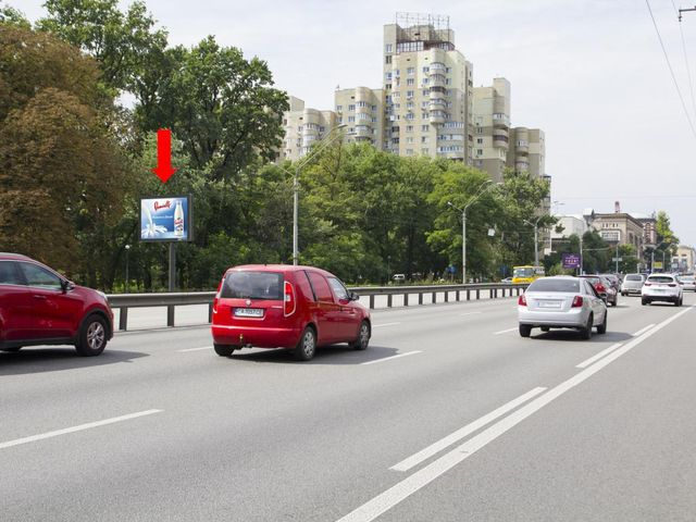 Беклайт 3.14x2.3,  Победы пр., напротив Медуниверситета им. Богомольца, в сторону ст. м. «Шулявская», из центра