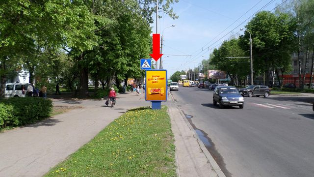 Сітілайт 1.2x1.8,  Киевская ул., 6, возле Ощадбанка