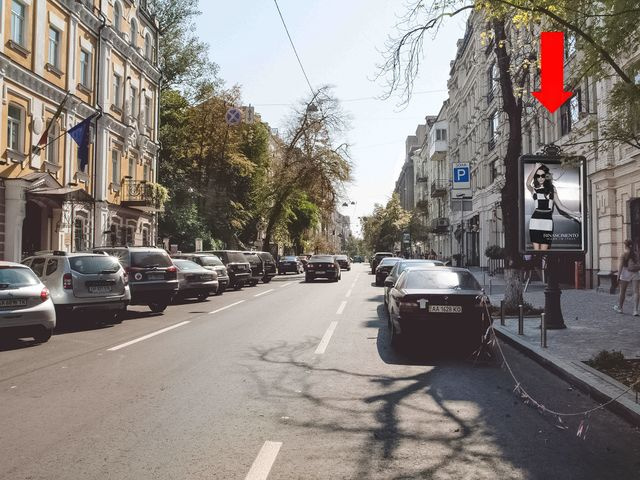 Сітілайт 1.2x1.8,  Ярославов Вал ул., 32, напротив посольства Италии, в сторону ул. Владимирская