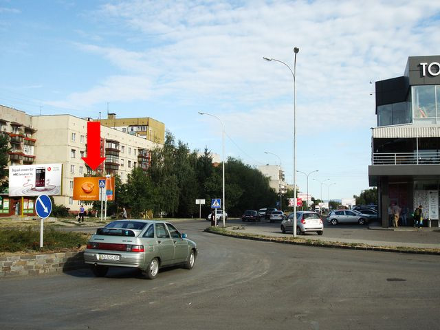 Щит 6x3,  Легоцкого ул. / ул. Заньковецкой, возле супермаркета "Вопак"