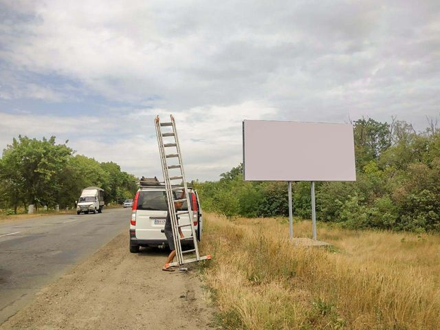 Щит 6x3,  пгт Овидиополь, въезд