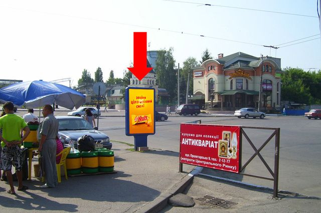 Сітілайт 1.2x1.8,  Холоменюка ул. / ул. Леонова, возле жд вокзала, остановки