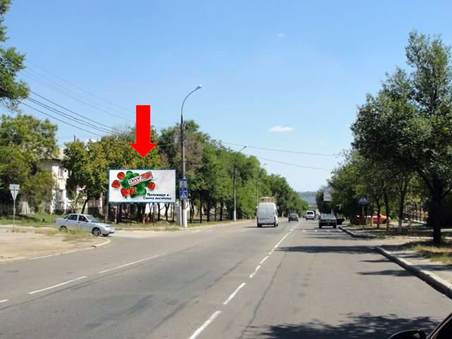 Щит 6x3, Веселиновская ул., 52 / Бутовича ул. (бывш. Щорса ул.), в центр Щит 6x3, Веселиновская ул., 52 / Бутовича ул. (бывш. Щорса ул.), в центр