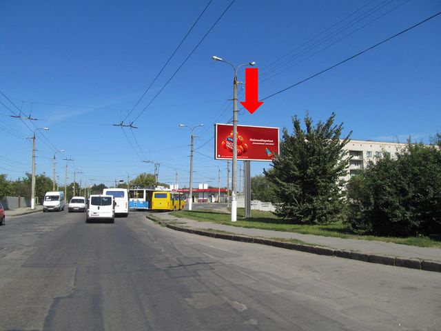 Щит 6x3, Ватутина ул., 58 / Мороза ул., возле разворота троллейбуса, из центра Щит 6x3, Ватутина ул., 58 / Мороза ул., возле разворота троллейбуса, из центра