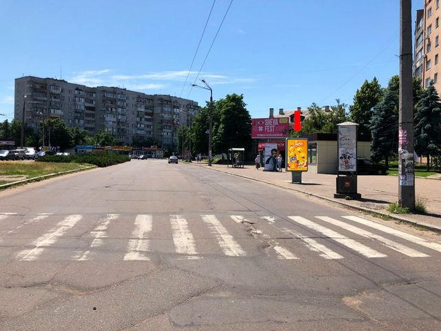 Сітілайт 1.2x1.8,  Шевченко бул., 472, напротив 700-летия Черкасс пл., из центра