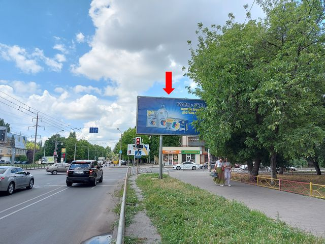 Щит 6x3,  Инглези ул. (бывш. 25-Чапаевской дивизии ул.) - ул. Варненская, в сторону ул. Академика Филатова