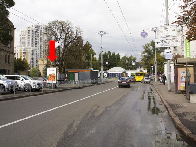 Сітілайт 1.2x1.8,  Московская ул., 2, возле ресторанов "Kyiv Food Market", в сторону ст. м. "Арсенальная"