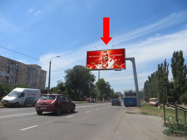 Щит 6x3,  Добровольского пр., 145, возле ресторана "McDonald's", в центр