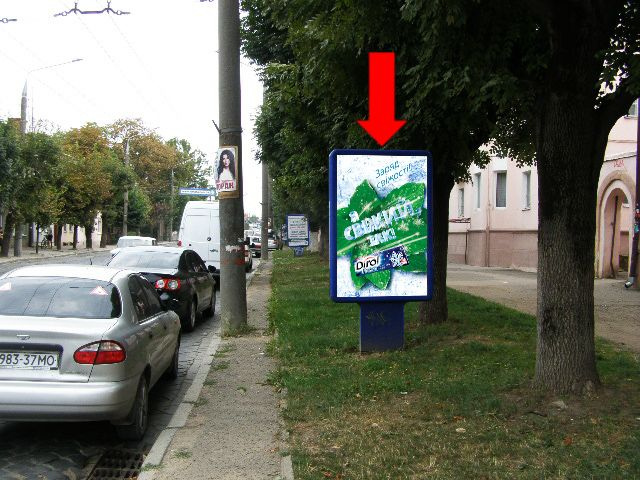 Сітілайт 1.2x1.8,  Главная ул., 102 / Щербанюка ул. (бывш. Чапаева ул.), из центра