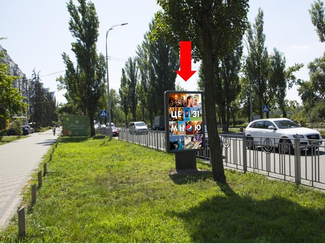 Сітілайт 1.2x1.8,  Русановская набережная, 6, кафе "Pesto", в сторону моста Патона