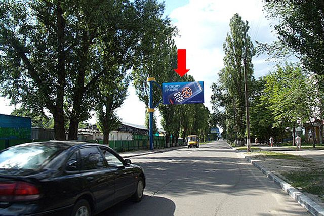Щит 6x3,  Республиканская ул., 132 / ул. Космическая, в центр