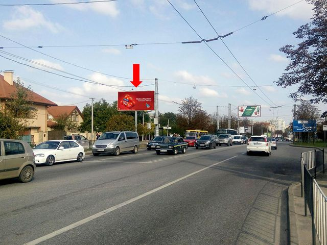 Щит 6x3,  Кульпарковская ул., 212 / Щирецкая ул.,возле ТРЦ "Victoria Gardens", супермаркет "Новая линия", в сторону Выговского ул.