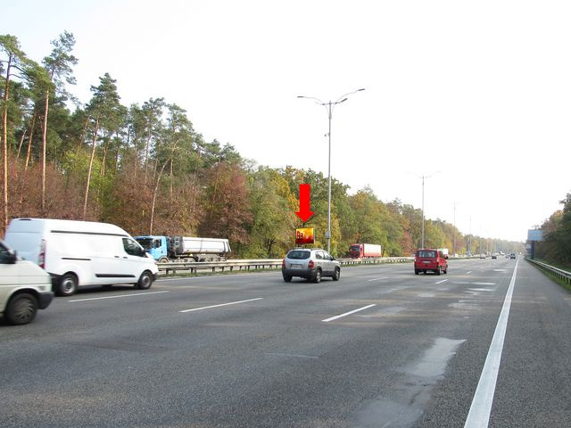 Щит 6x3, Трасса Киев-Борисполь - ул. Бориспольская, напротив знака "Евро 2012", в сторону аэропорта "Борисполь", гипермаркета "Фоззи" Щит 6x3, Трасса Киев-Борисполь - ул. Бориспольская, напротив знака "Евро 2012", в сторону аэропорта "Борисполь", гипермаркета "Фоззи"